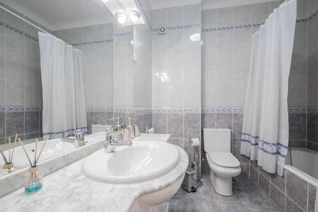 Apart Lisboa Confortavel 2 Quartos Com Terraco Odivelas  Zewnętrze zdjęcie