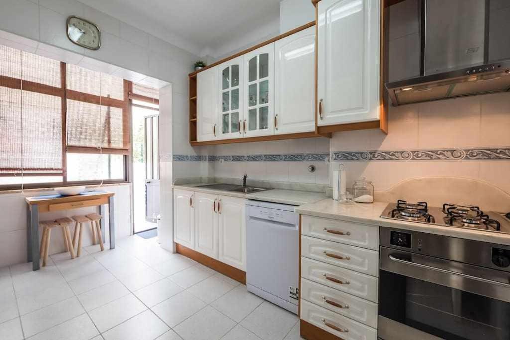 Apartament Apart Lisboa Confortavel 2 Quartos Com Terraco Odivelas  Zewnętrze zdjęcie